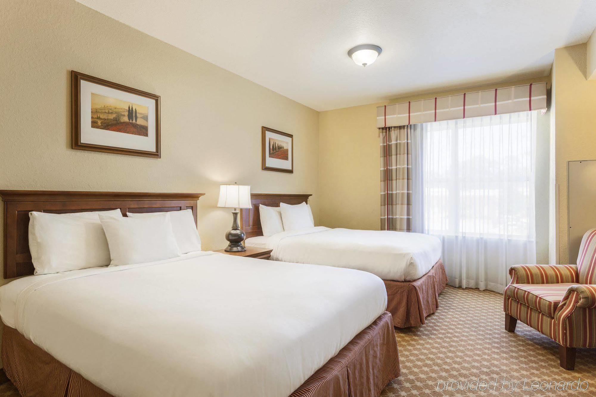 Hotel Clarion Pointe Columbus Esterno foto