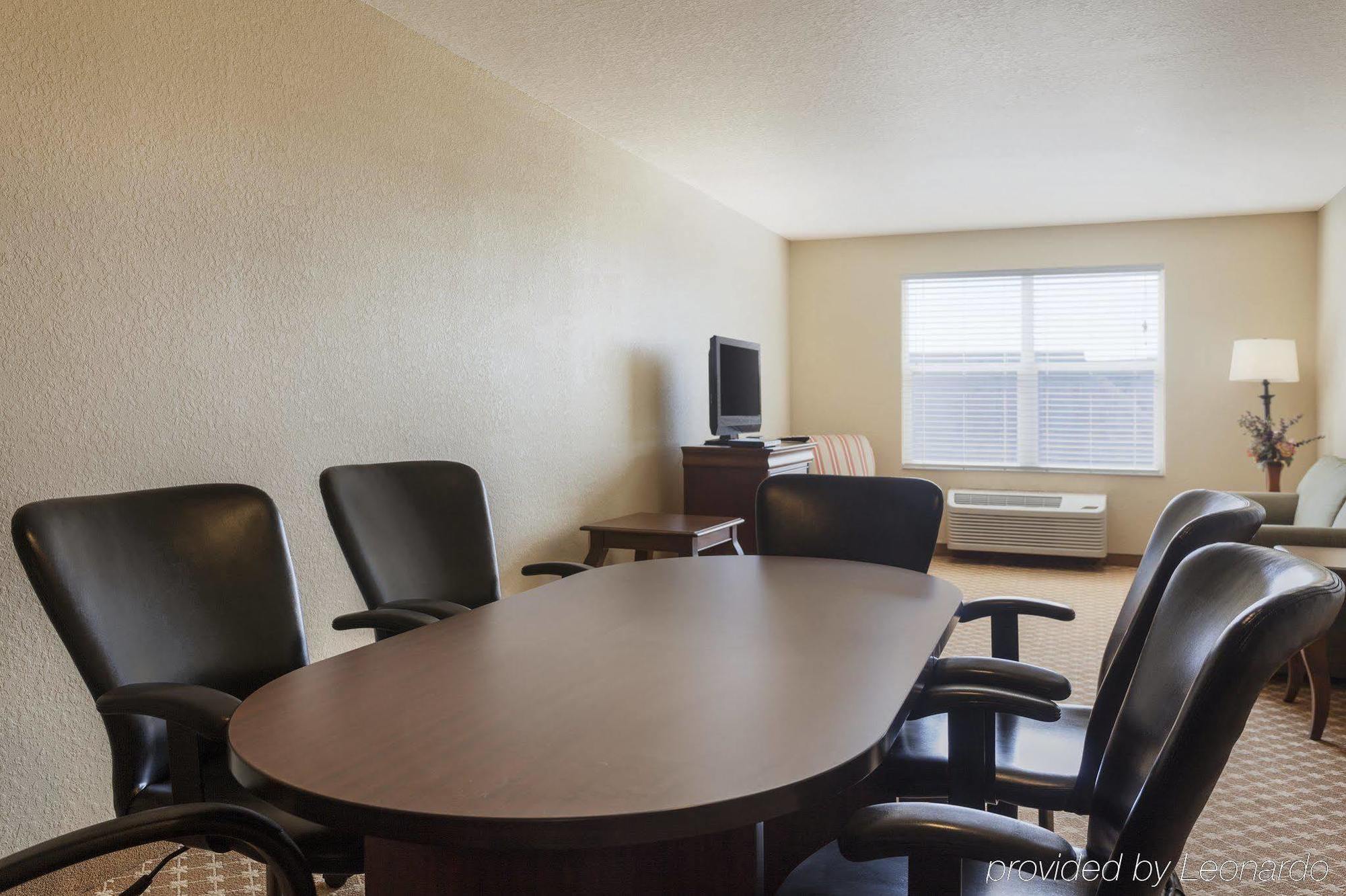 Hotel Clarion Pointe Columbus Esterno foto